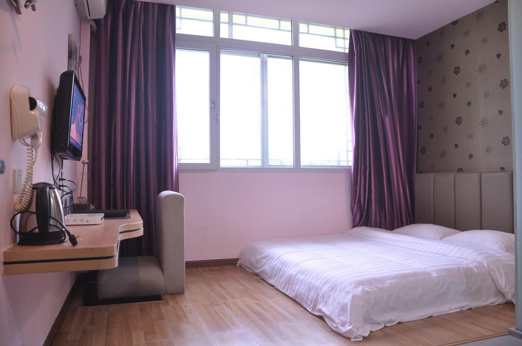 Yangshuo Harbour View Hotel Exterior photo